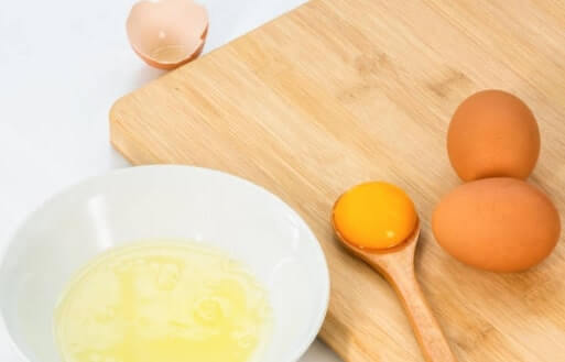 Egg whites face mask